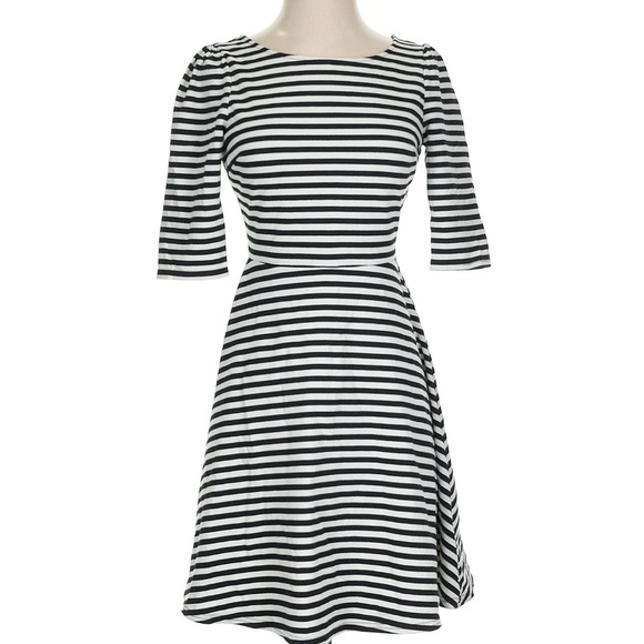 Pomelo Dresses & Skirts - Pomelo Black and White Striped Long Sleeve Dress